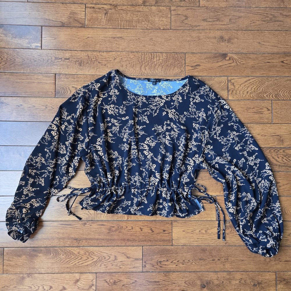 💫 5/$15: Dynamite Floral Adjustable Waist Blouse in Women's Size Medium
